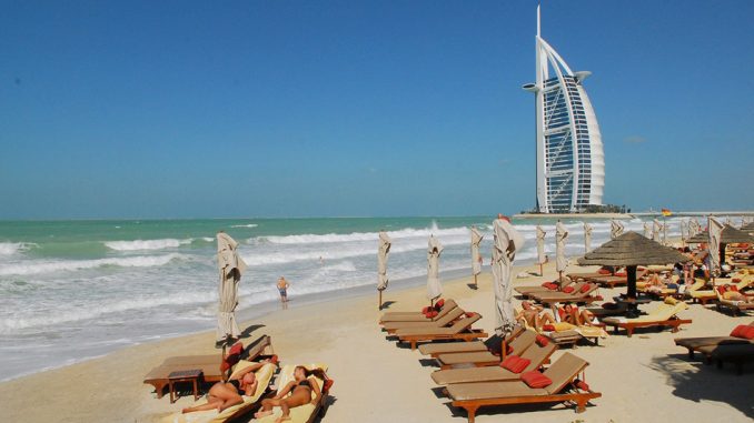 dubai-strand-pixabay