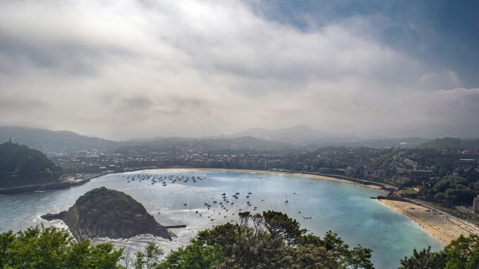 beach-san-sebastian-pixabay